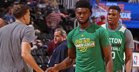 边路一逼一 边路一逼一